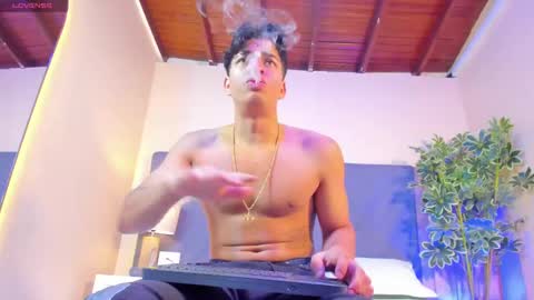 Snapshot of benjamin_more chatting on 12, 2, 2025 BENJAMIN online show from 12, 2, 2025