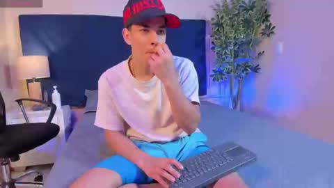 Snapshot of benjamin_more chatting on 27, 2, 2025 BENJAMIN online show from 27, 2, 2025