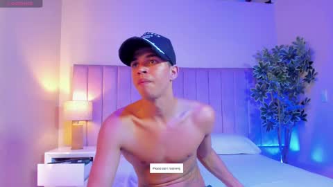 Snapshot of benjamin_more chatting on 6, 3, 2025 BENJAMIN online show from 6, 3, 2025