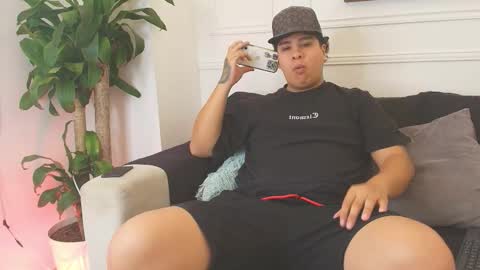 Snapshot of bennett_alejoo chatting on 16, 10, 2025 bennett_alejoo online show from 16, 10, 2025