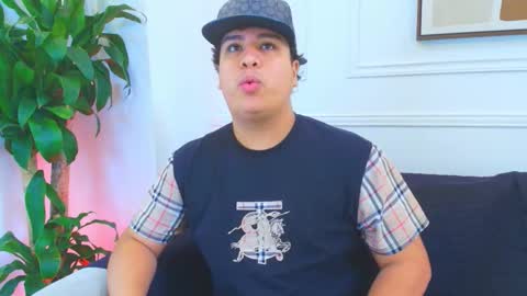 bennett_alejoo online show from 13, 1, 2026