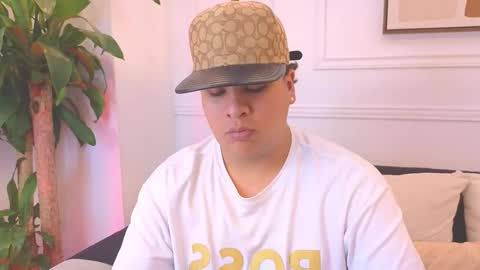 bennett_alejoo online show from 25, 2, 2026