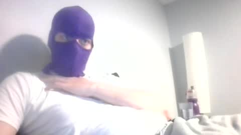 Snapshot of bennybueno chatting on 8, 8, 2026 bennybueno online show from 8, 8, 2026