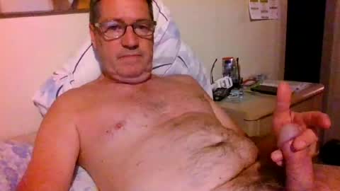 Snapshot of bennybutterfly007 chatting on 1, 8, 2026 bennybutterfly007 online show from 1, 8, 2026