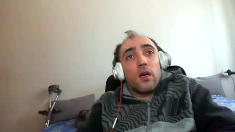 Snapshot of bentish chatting on 2, 5, 2026 bentish online show from 2, 5, 2026
