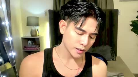 Snapshot of bentlyfuck chatting on 27, 11, 2025 bentlyfuck online show from 27, 11, 2025