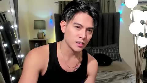 Snapshot of bentlyfuck chatting on 30, 11, 2025 bentlyfuck online show from 30, 11, 2025