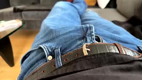 benz10001 online show from 23, 2, 2025