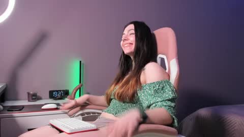 BeriesNiks online show from 25, 12, 2024