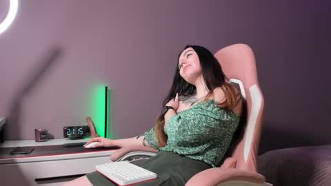 BeriesNiks online show from 4, 1, 2025