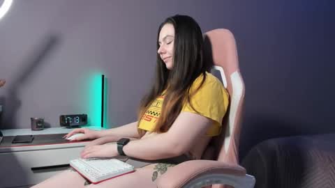 BeriesNiks online show from 15, 2, 2025