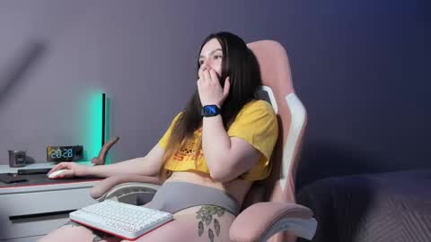 BeriesNiks online show from 15, 2, 2025