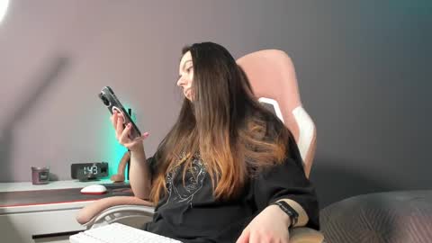 BeriesNiks online show from 9, 3, 2025