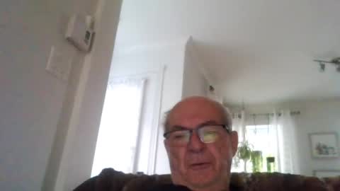 Snapshot of bernard1102 chatting on 30, 6, 2026 bernard1102 online show from 30, 6, 2026
