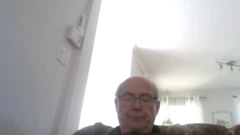 Snapshot of bernard1102 chatting on 6, 7, 2026 bernard1102 online show from 6, 7, 2026