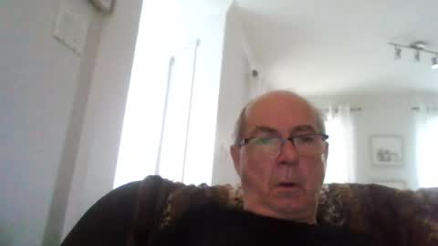 Snapshot of bernard1102 chatting on 13, 7, 2026 bernard1102 online show from 13, 7, 2026
