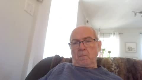 Snapshot of bernard1102 chatting on 15, 7, 2026 bernard1102 online show from 15, 7, 2026