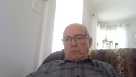 Snapshot of bernard1102 chatting on 18, 7, 2026 bernard1102 online show from 18, 7, 2026