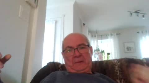 Snapshot of bernard1102 chatting on 20, 7, 2026 bernard1102 online show from 20, 7, 2026