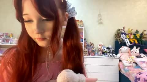 Snapshot of bernardinahedquist chatting on 18, 4, 2026 Eva online show from 18, 4, 2026