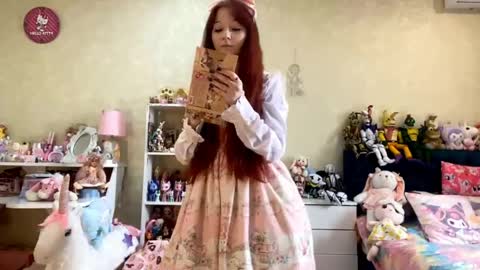 Snapshot of bernardinahedquist chatting on 19, 4, 2026 Eva online show from 19, 4, 2026