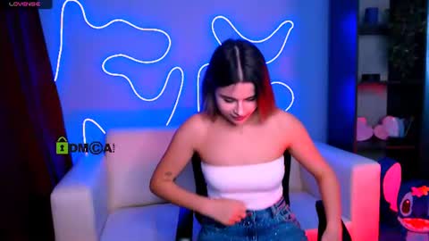 Snapshot of berry_alma chatting on 24, 6, 2026 Alma online show from 24, 6, 2026