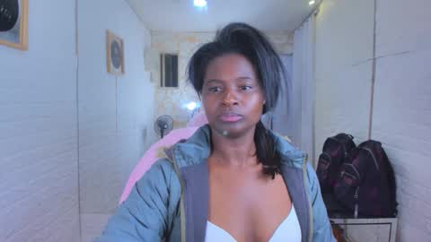 Betaby grey online show from 13, 2, 2026