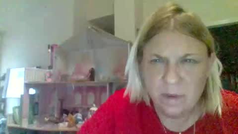Snapshot of betsygore78 chatting on 6, 2, 2025 betsygore78 online show from 6, 2, 2025
