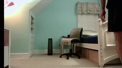 Snapshot of betterwithu2 chatting on 1, 1, 2025 betterwithu2 online show from 1, 1, 2025