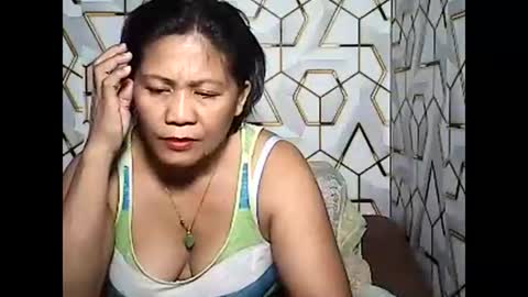 Snapshot of betty_83 chatting on 13, 5, 2026 betty_83 online show from 13, 5, 2026