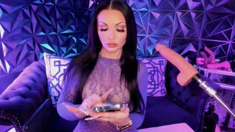 NatashaxoBangs online show from 2, 2, 2026