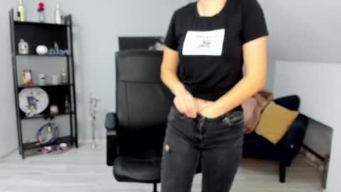 bettyjamess online show from 14, 11, 2025