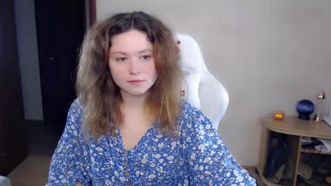 Snapshot of bettystar_ chatting on 20, 9, 2025 Betty online show from 20, 9, 2025