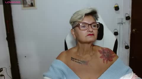 Snapshot of bety_cum3 chatting on 21, 6, 2026 bibiana online show from 21, 6, 2026