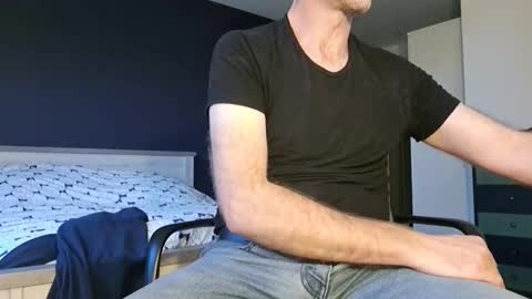 My name is David and if you like public exhibitions you wont be disappointed with me LoL - My favorite vibes is 44  online show from 2, 1, 2025