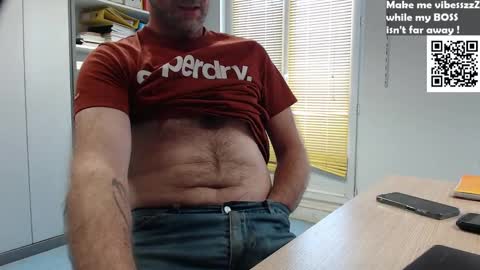 My name is David and if you like public exhibitions you wont be disappointed with me LoL - My favorite vibes is 44  online show from 21, 1, 2025