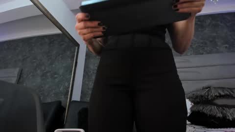 Snapshot of bianca_bella_ chatting on 9, 1, 2025 BESHA... online show from 9, 1, 2025