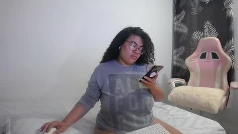 Bianca Tuesday to Sunday from 2am to 6am UTC-5 online show from 16, 3, 2026