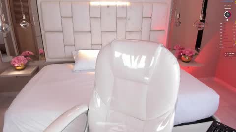 Snapshot of biancax_ chatting on 27, 11, 2025 Hi Im Bianca online show from 27, 11, 2025