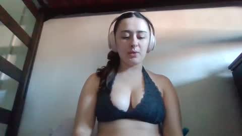 Snapshot of biancaxxx5 chatting on 13, 10, 2025 biancaxxx5 online show from 13, 10, 2025