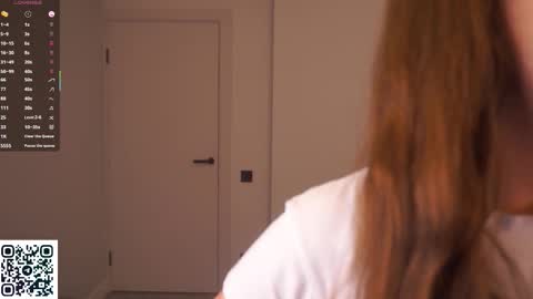 Snapshot of bibimusic chatting on 20, 10, 2025 Ophelia online show from 20, 10, 2025