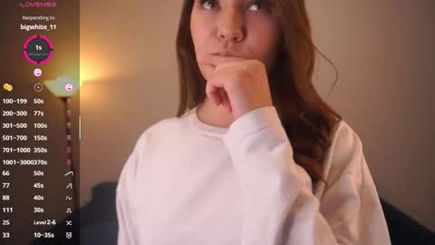 Snapshot of bibimusic chatting on 25, 10, 2025 Ophelia online show from 25, 10, 2025