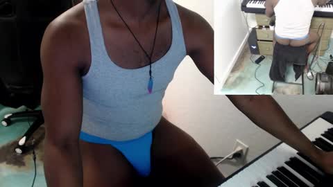 BicepsandFrot online show from 28, 2, 2025