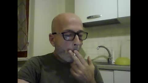 Snapshot of big23italy chatting on 19, 4, 2026 big23italy online show from 19, 4, 2026