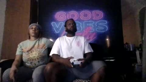 Snapshot of big6lacksteak chatting on 8, 1, 2026 thatcoupledawg online show from 8, 1, 2026