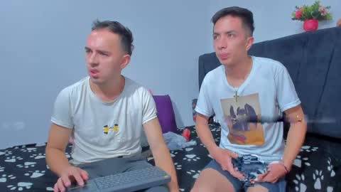 Snapshot of big_dicktop23 chatting on 21, 4, 2026 john and cris online show from 21, 4, 2026