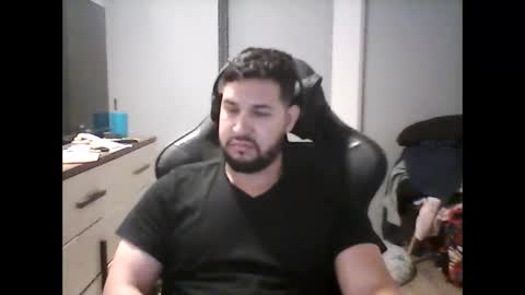 Snapshot of big_latin_boy_full_cum chatting on 16, 12, 2024 latinBoyHuge online show from 16, 12, 2024
