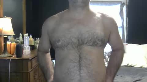 Snapshot of bigassman46 chatting on 22, 12, 2025 Straight Dave online show from 22, 12, 2025