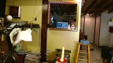 Snapshot of bigassman46 chatting on 24, 3, 2026 Straight Dave online show from 24, 3, 2026