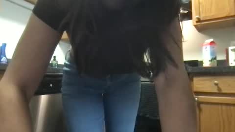 Snapshot of bigb00tyjudi chatting on 19, 10, 2025 bigb00tijudy online show from 19, 10, 2025